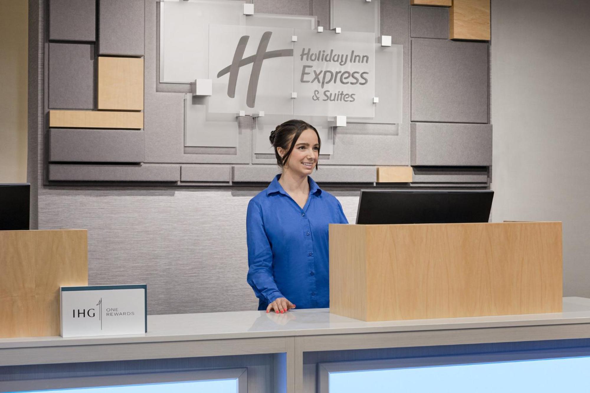 Holiday Inn Express & Suites Greenville-Downtown By Ihg Ngoại thất bức ảnh